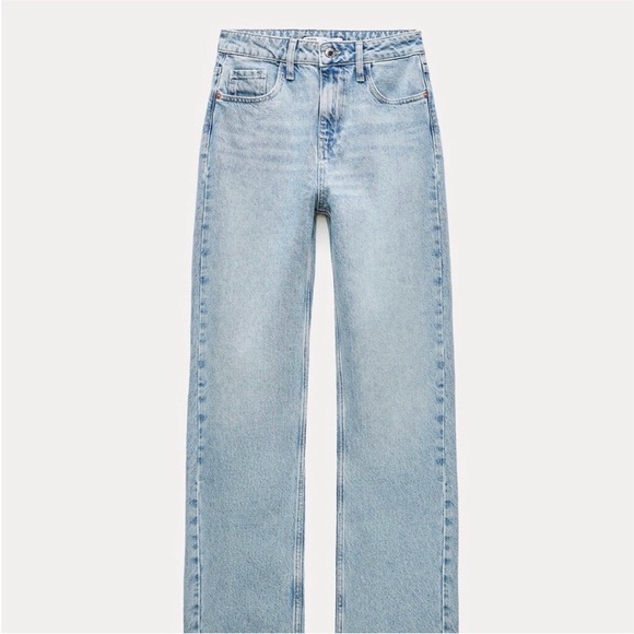 Zara Denim - ZARA | Midrise Women’s Light Blue Straight Jeans